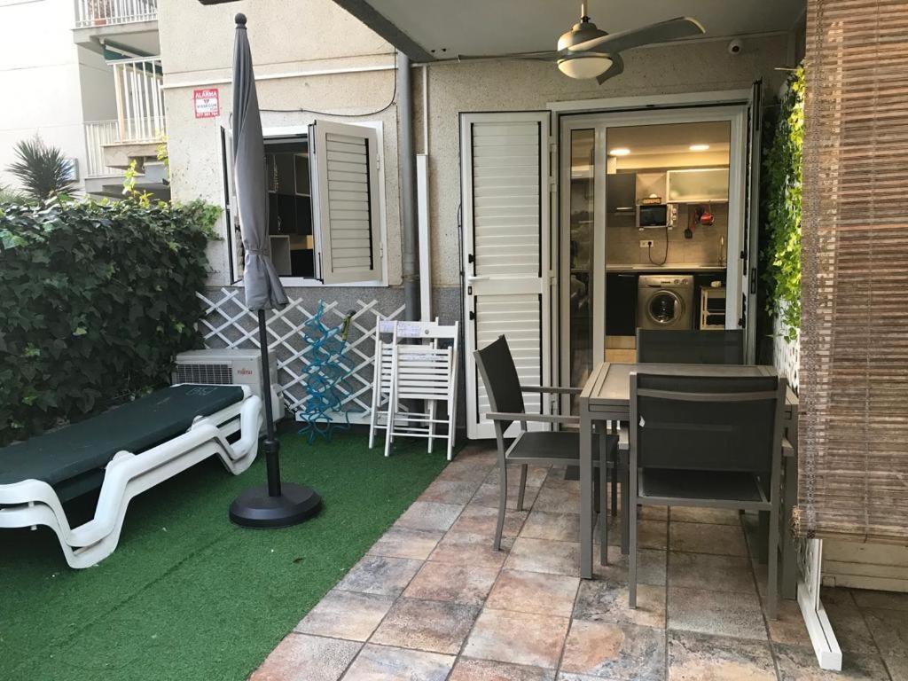 Windy Apartment Salou Bagian luar foto