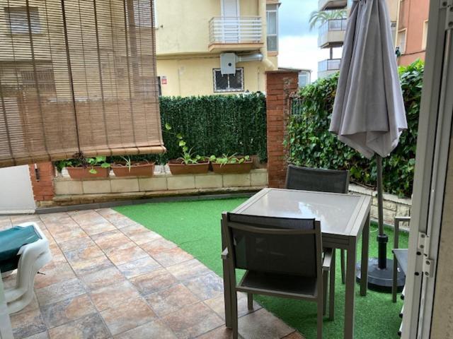 Windy Apartment Salou Bagian luar foto
